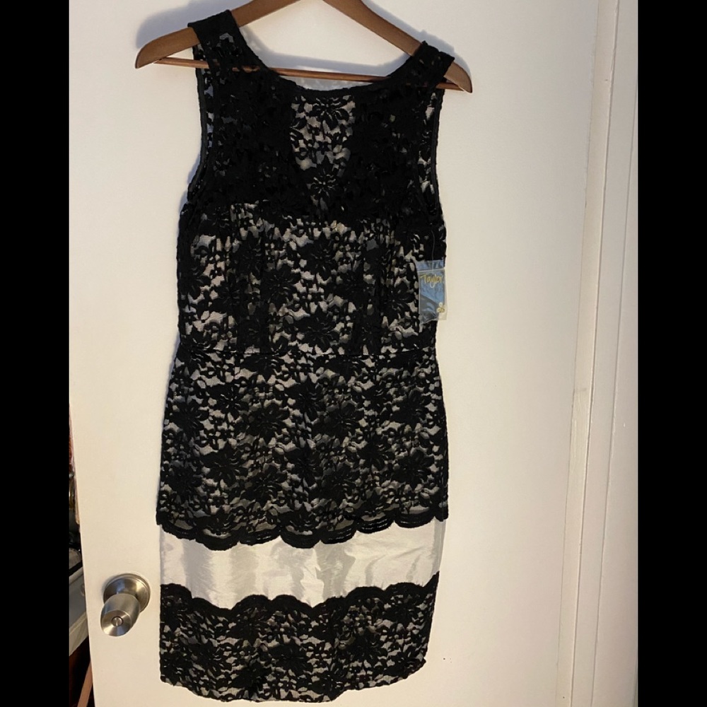 TAYLOR Black and White Lace Dress